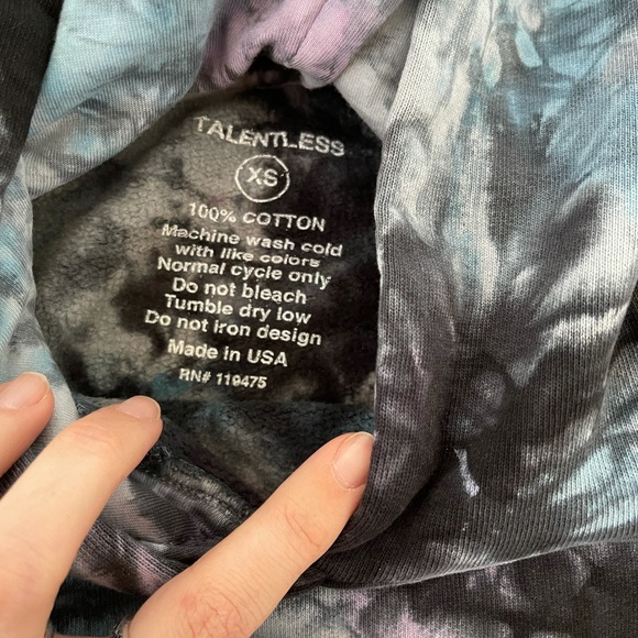 Talentless tie dye hoodie - Picture 3 of 3